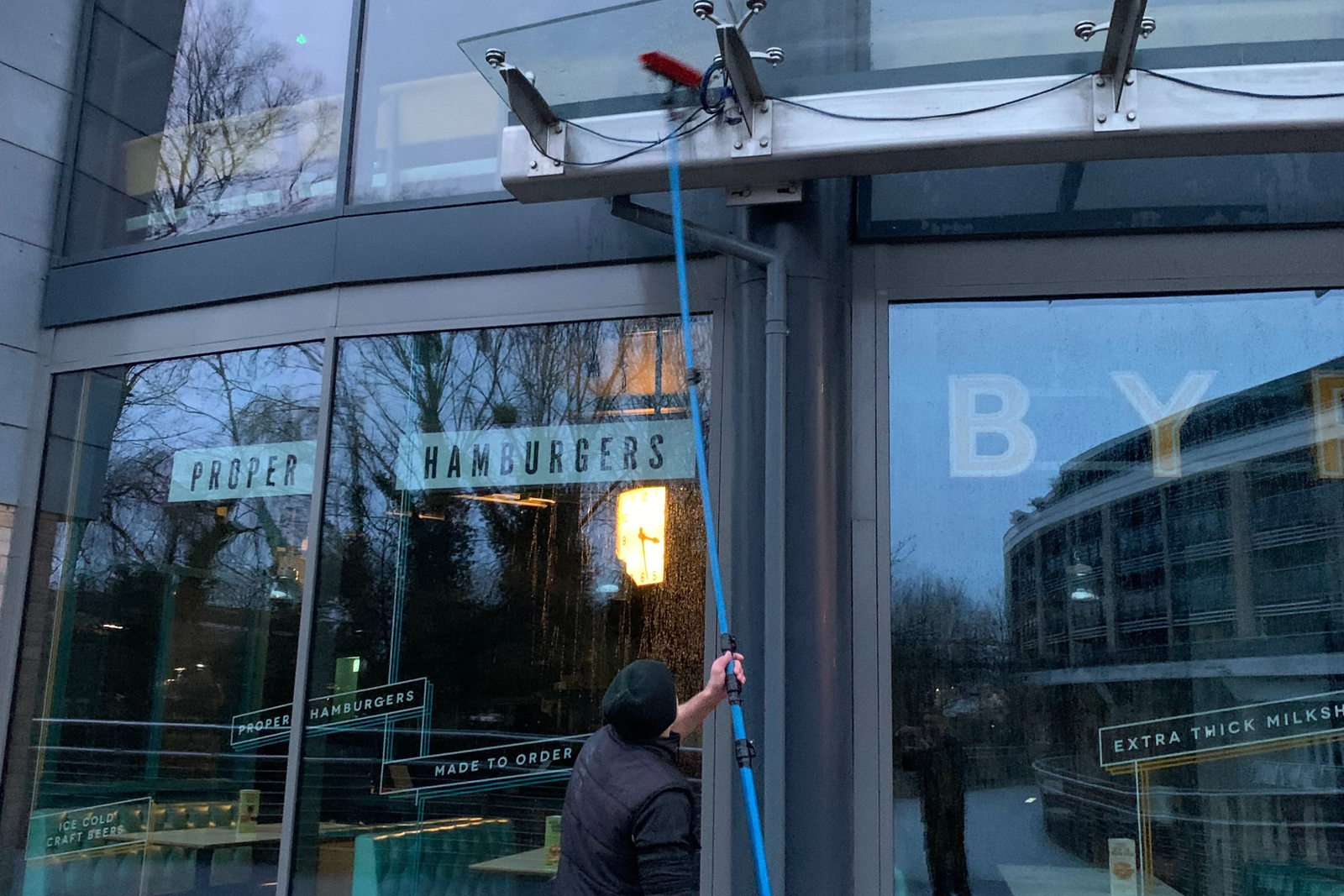 cleaning bond street building chelmsford